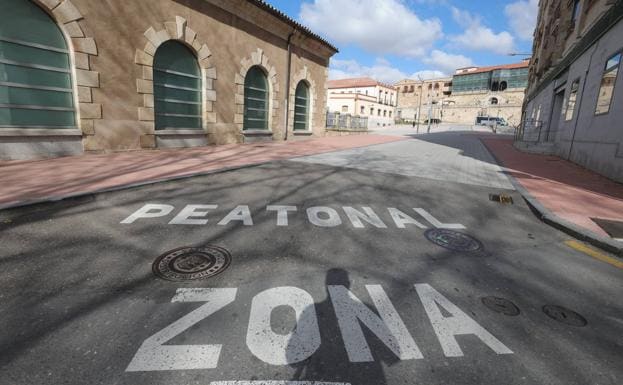 Cámaras y multas vacían de coches una zona de Salamanca como anticipo de la futura ZBE
