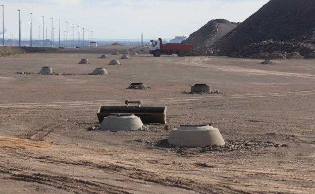 Una unión de tres empresas construirá el puerto seco del que fue excluido Ferrovial