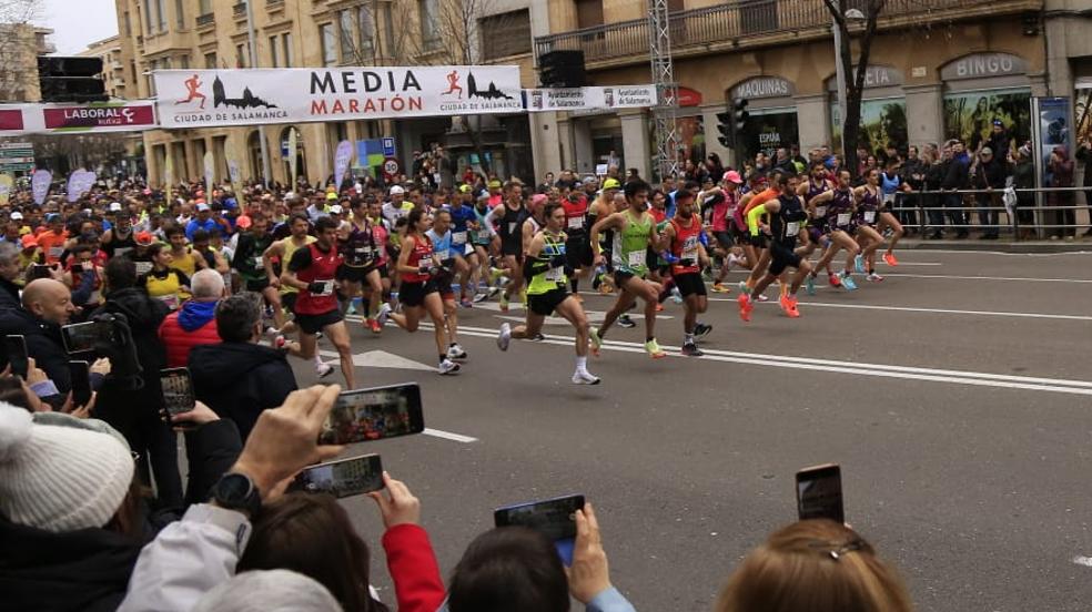 Fiesta del atletismo popular salmantino con la Media Maratón