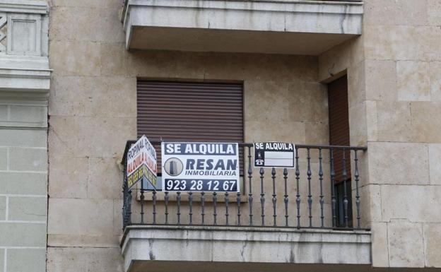 Casi la mitad de los alquileres se escapa a los ingresos medios de una familia en Salamanca