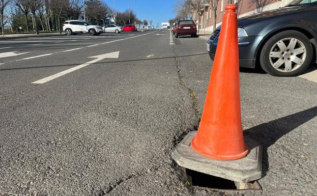 Una calle entera de Salamanca, sin alcantarillas desde Navidad en Puente Ladrillo