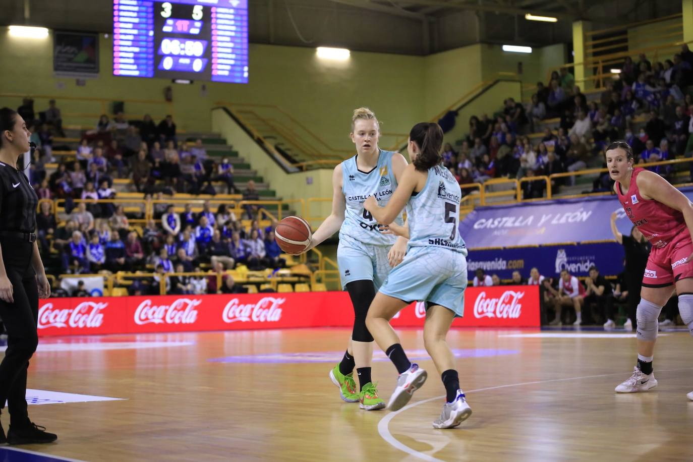 Partido Avenida-Araski de Liga