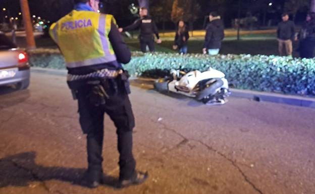 Se salta un control de alcoholemia a 170 km/h en moto y acaba estrellado