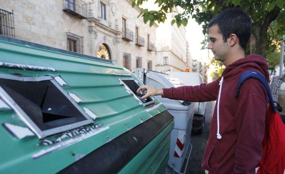 Salamanca, la provincia de Castilla y León en la que menos vidrio se recicla por habitante